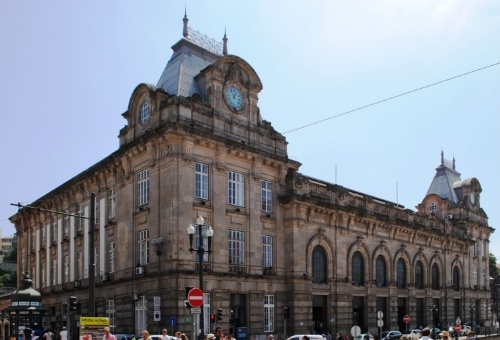 S. Bento Railway Station